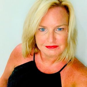 Meet your Posher, Nadine